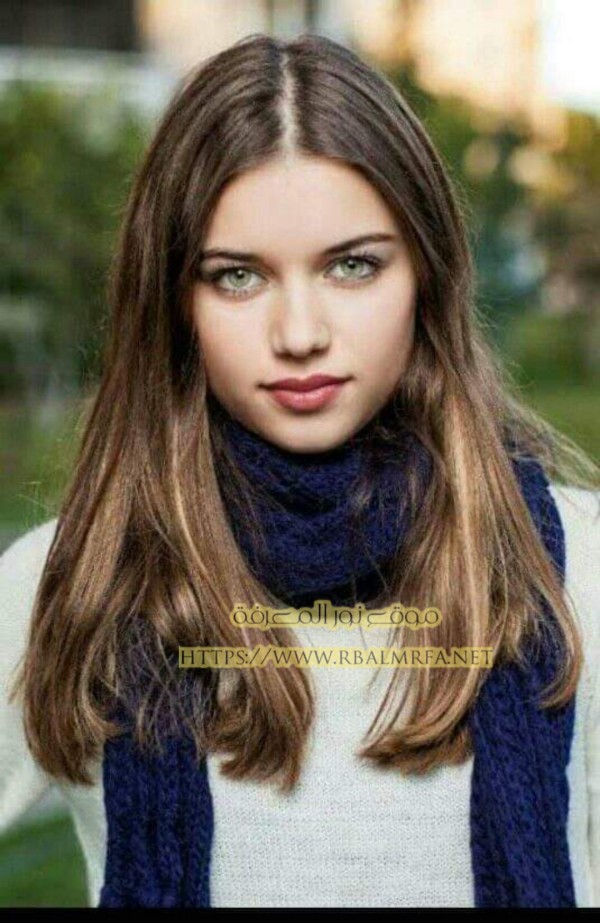 معلومات عن الممثلة تركية عفراء ساراتش اغلو  Afra Saraçoğlu ويكيبيديا