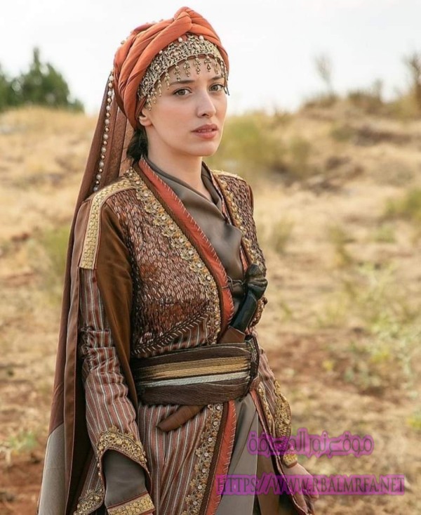 انضمام الممثلة ديلارا يشيل يابراك في مسلسل ألب أرسلان بدور فلورا ابنة الحاكم غريغور