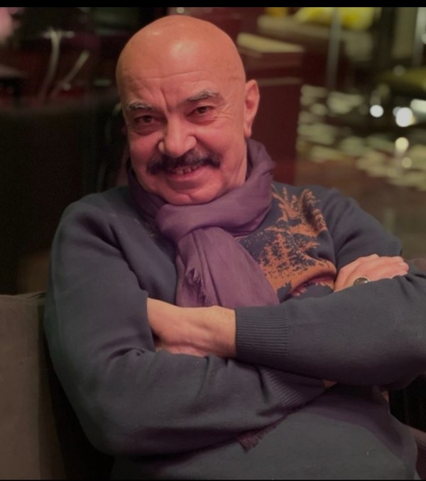 تاج الدين نويان تاريخياً من هو القائد تاج الدين نويان تاريخياً الممثل مليح تشارداك