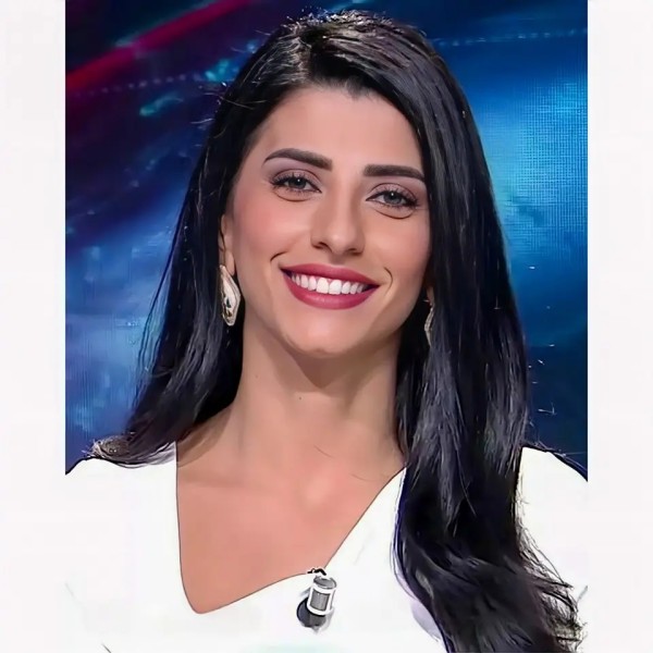 من هي المذيعة الجميلة لارا نبهان انستقرام ويكيبيديا السيرة الذاتية